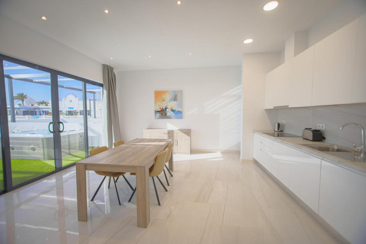 Atlantico Plaza Suite 6A - 2 Beds - 2 Baths Puerto del Carmen  Eksteriør bilde